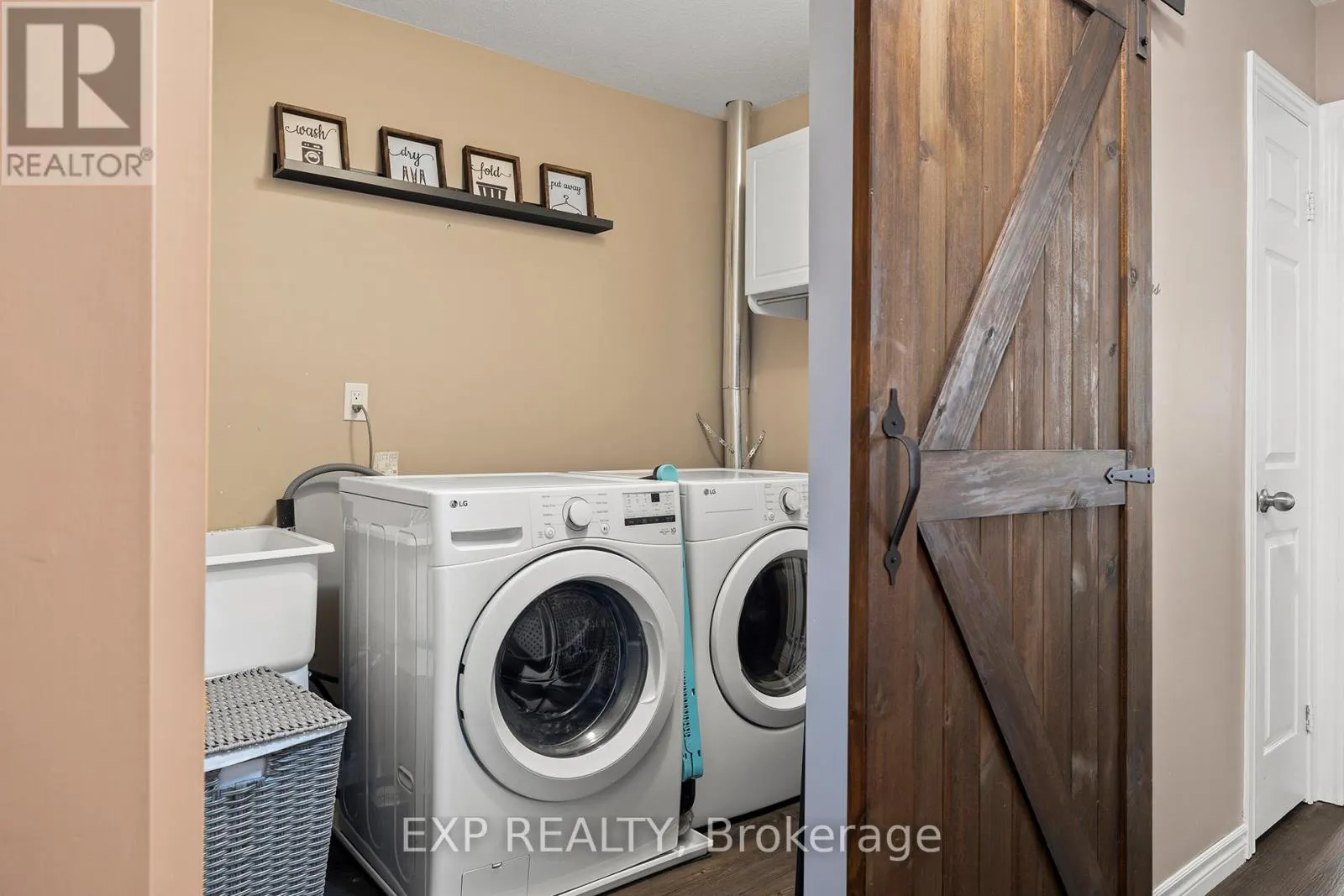 61 - 9 HAMPTON BROOK WAY