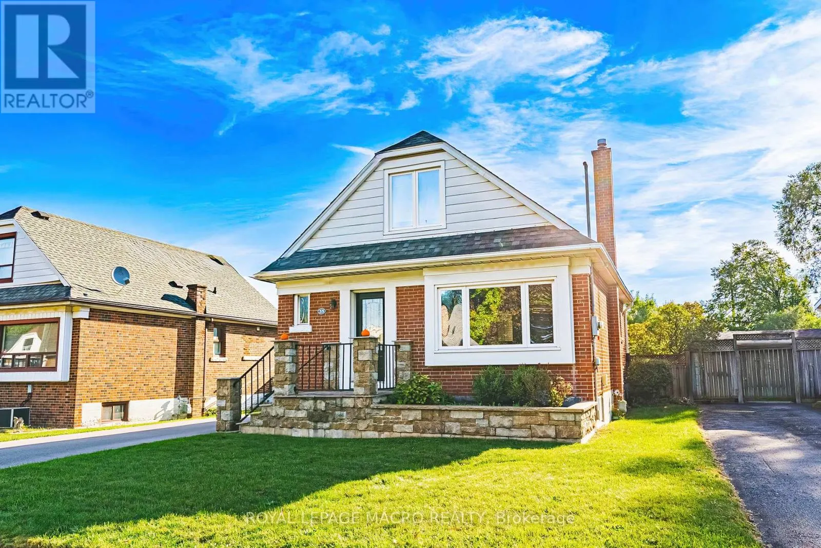 35 IPSWICH ROAD