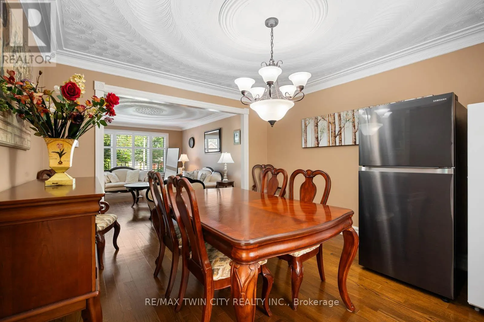 7 CHANDOS DRIVE