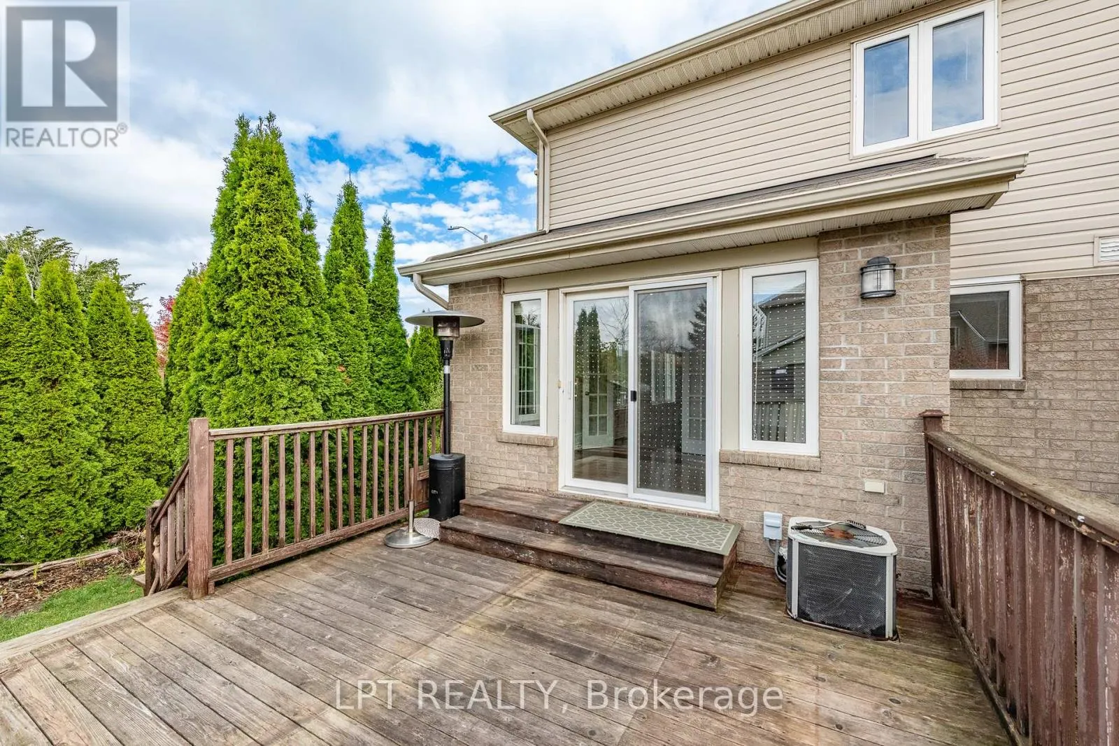 805 SCHOONER CRESCENT