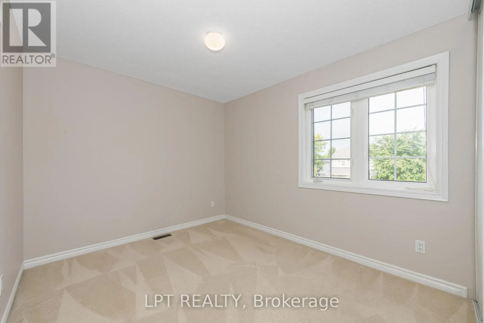 805 SCHOONER CRESCENT