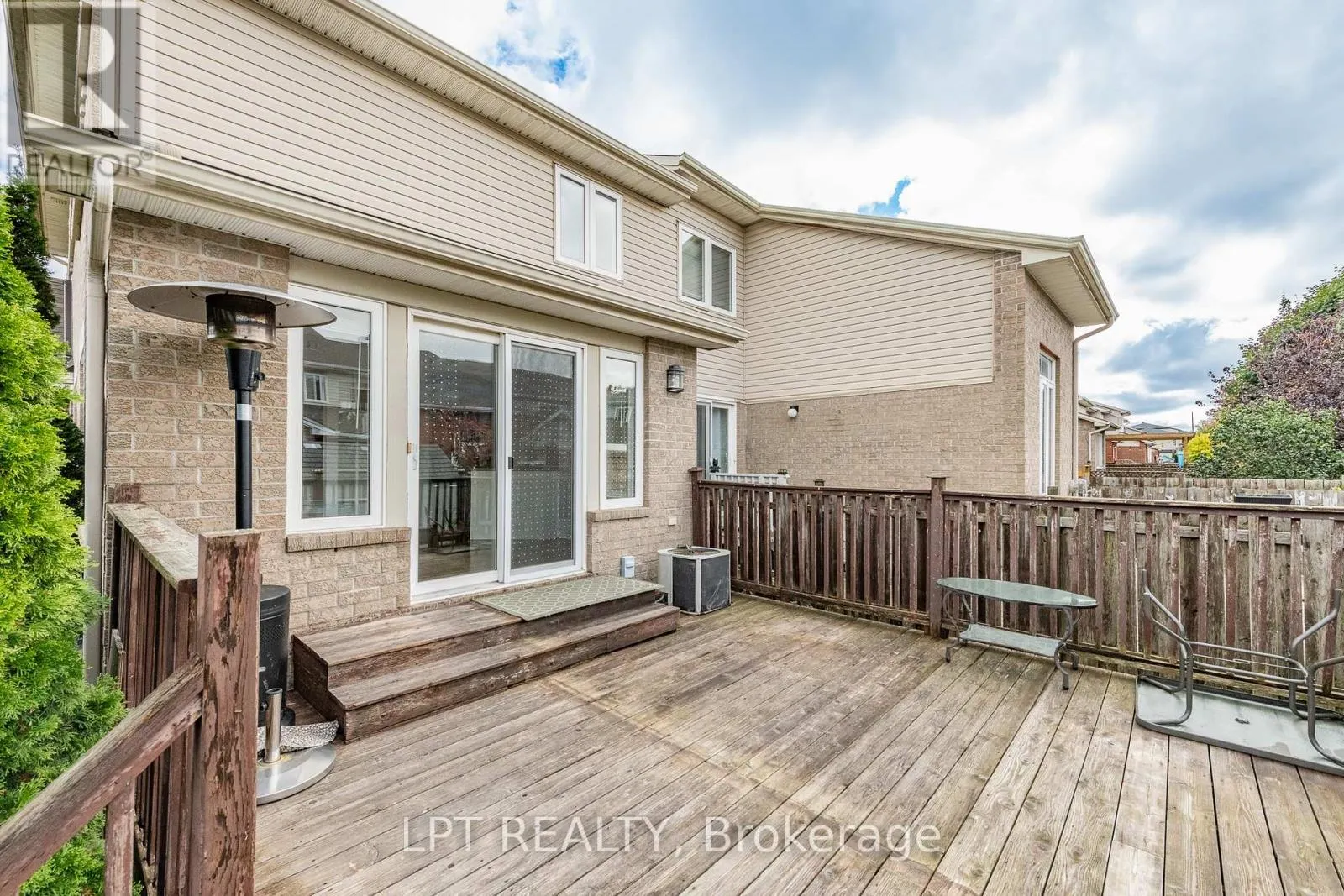 805 SCHOONER CRESCENT
