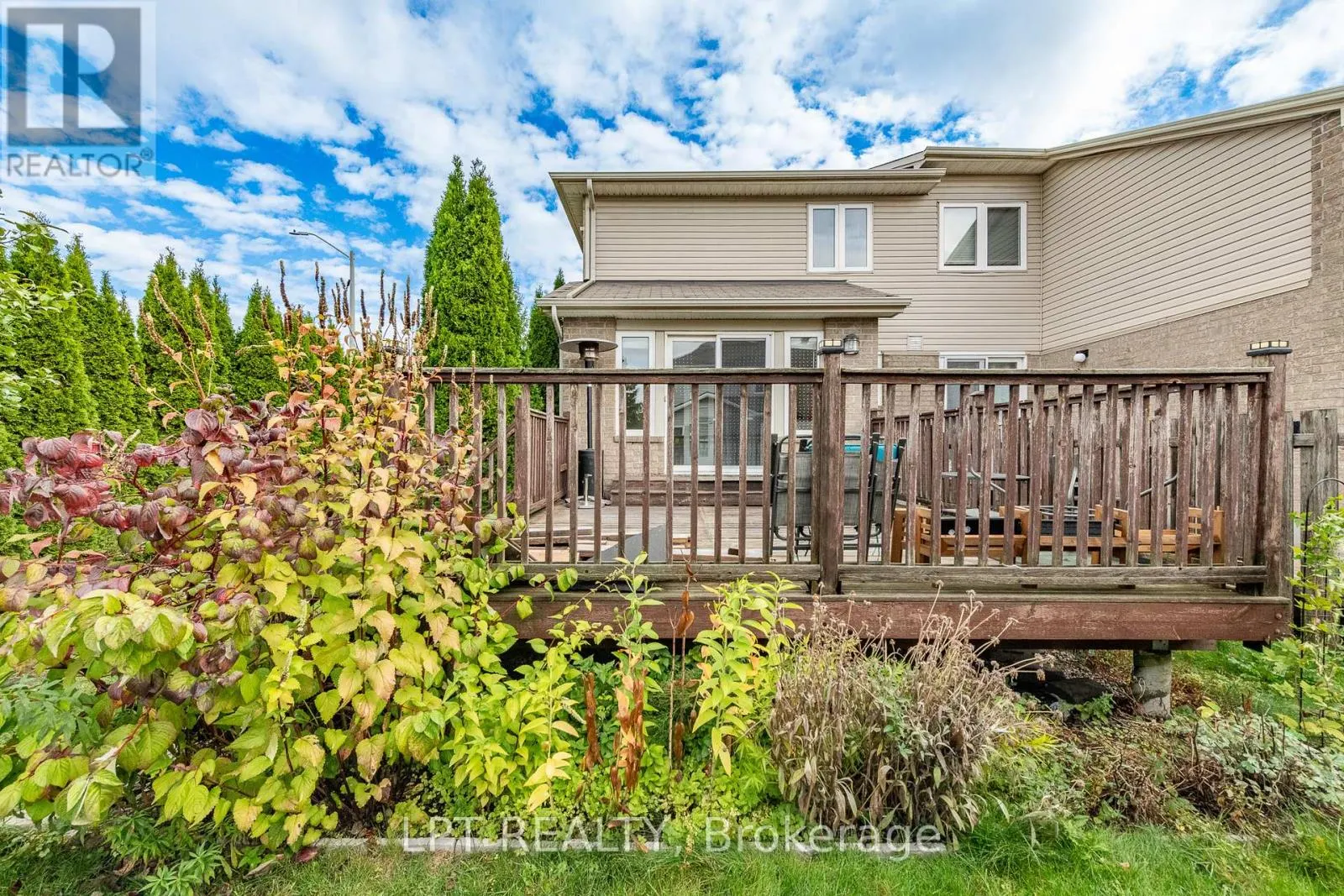 805 SCHOONER CRESCENT
