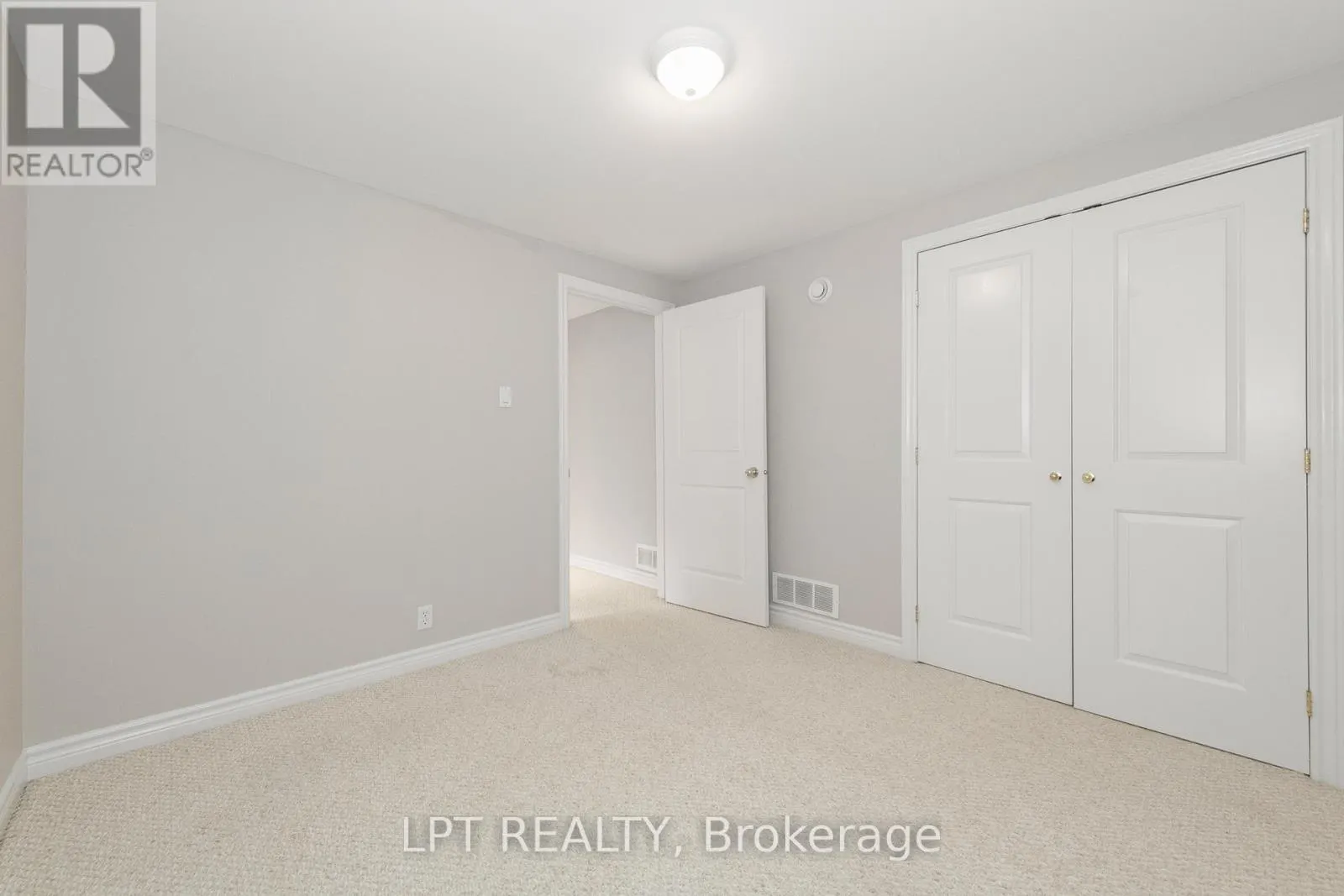 805 SCHOONER CRESCENT