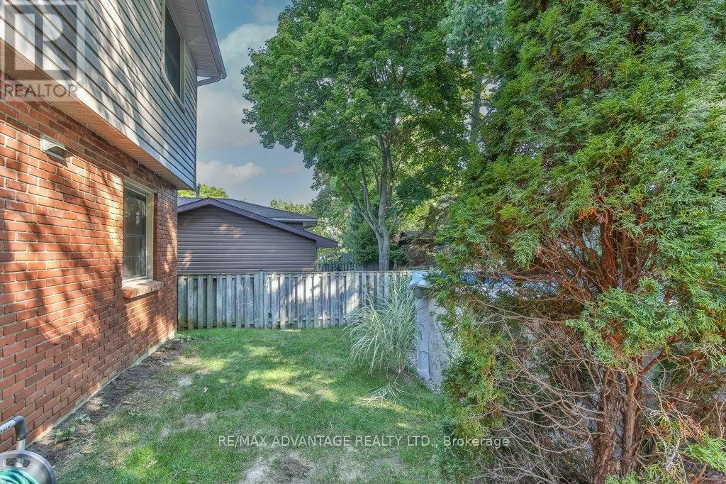 70 FAIRLANE ROAD