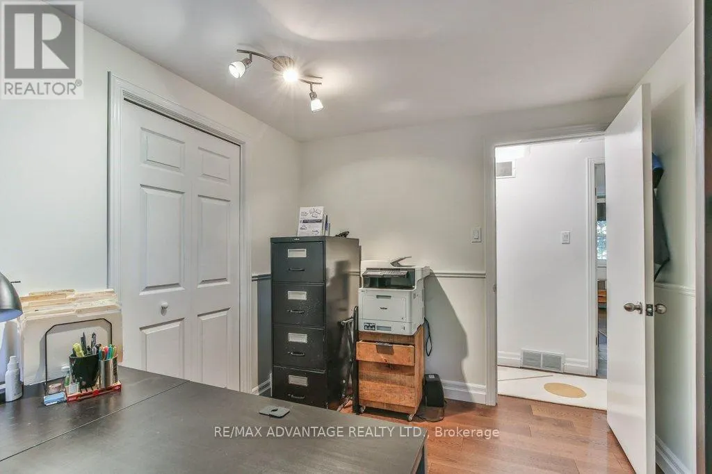 70 FAIRLANE ROAD