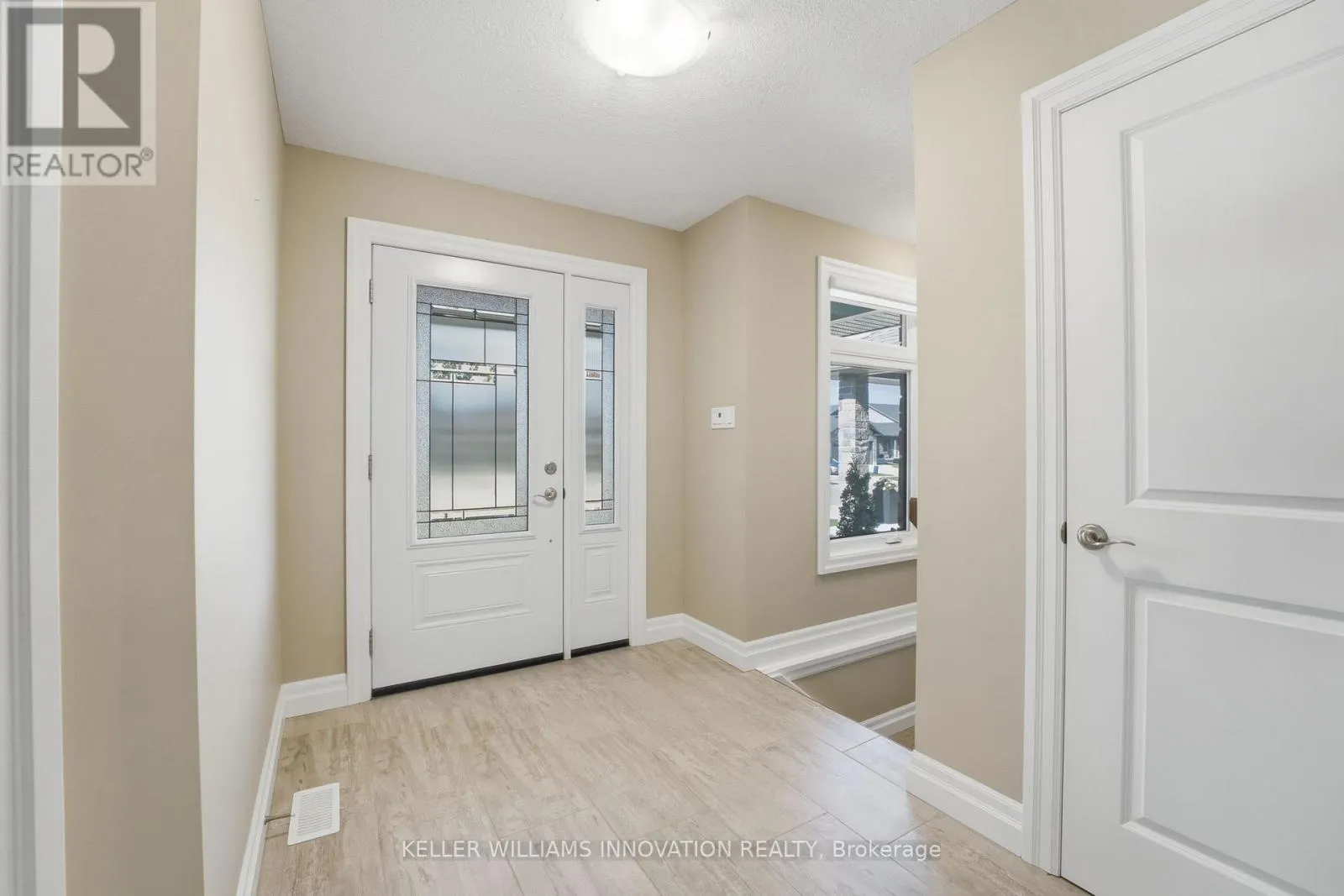 16 FORBES CRESCENT