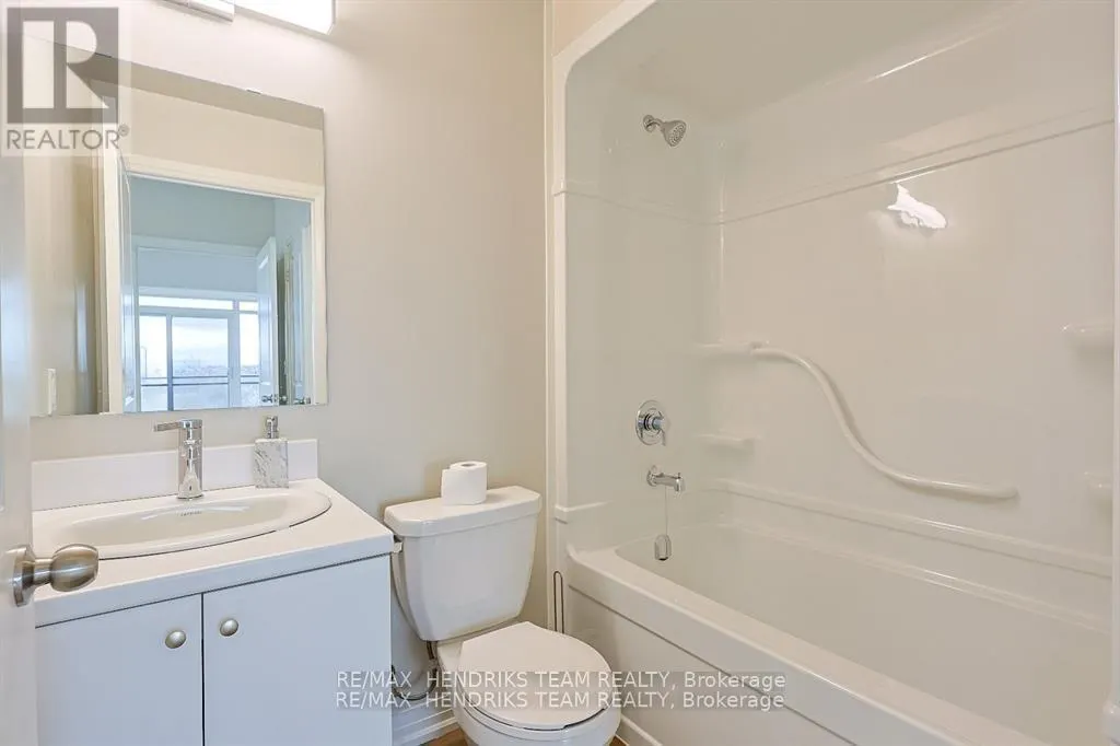 LP40 - 50 HERRICK AVENUE, #LP40