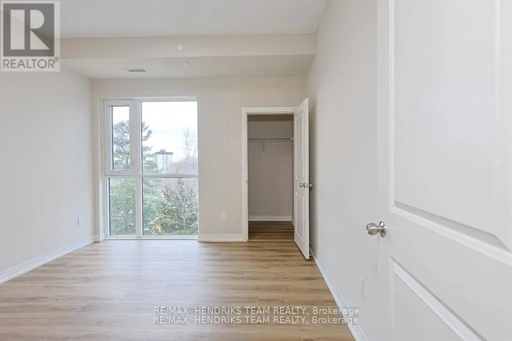 LP40 - 50 HERRICK AVENUE, #LP40