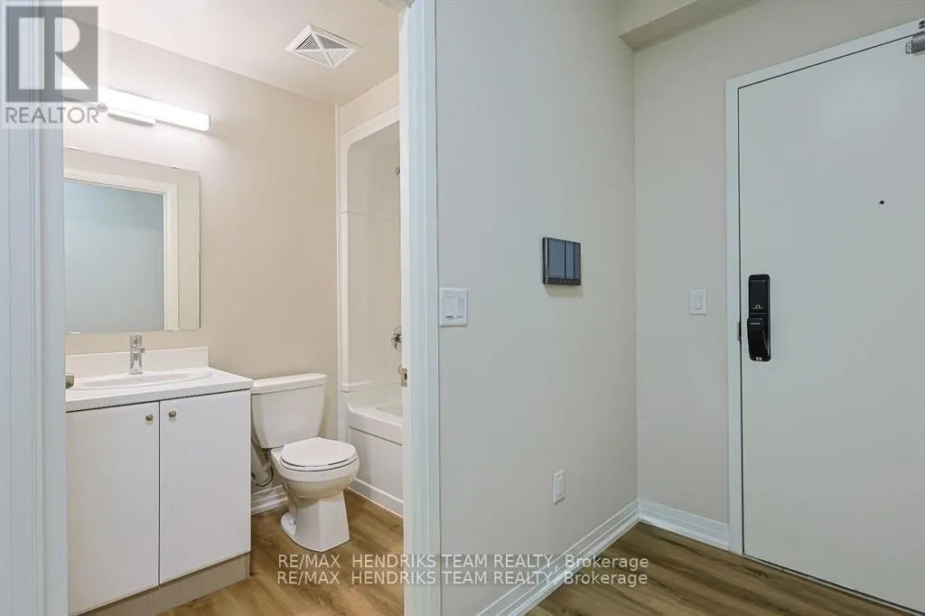 LP40 - 50 HERRICK AVENUE, #LP40