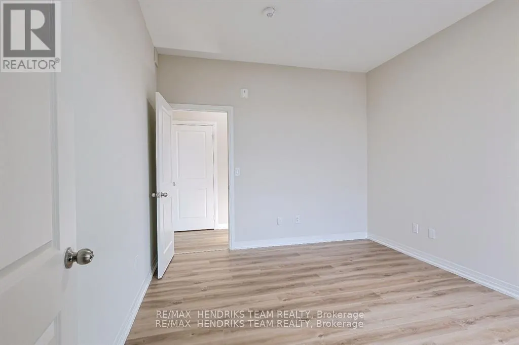 LP40 - 50 HERRICK AVENUE, #LP40