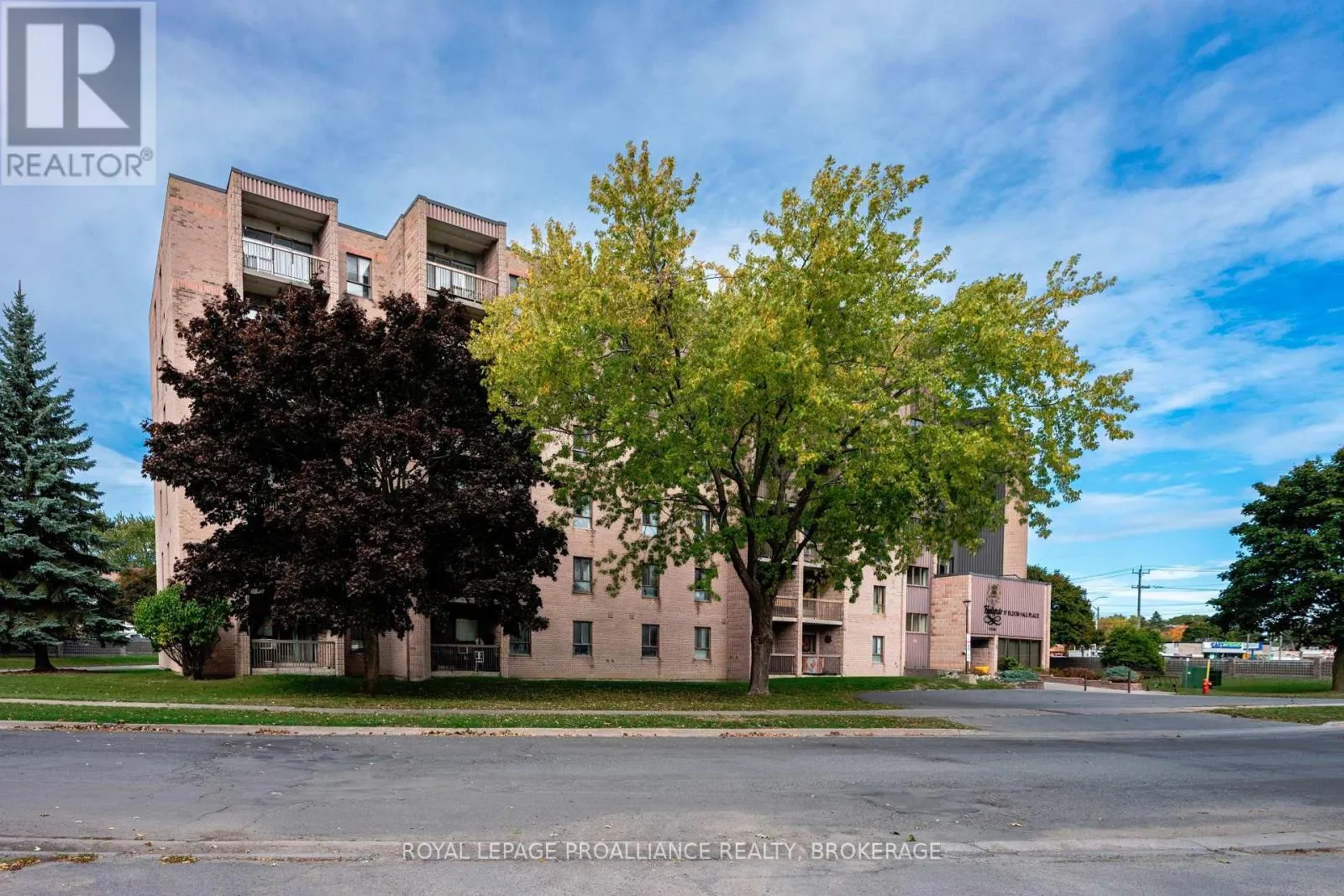 510 - 17 ELDON HALL PLACE, #510