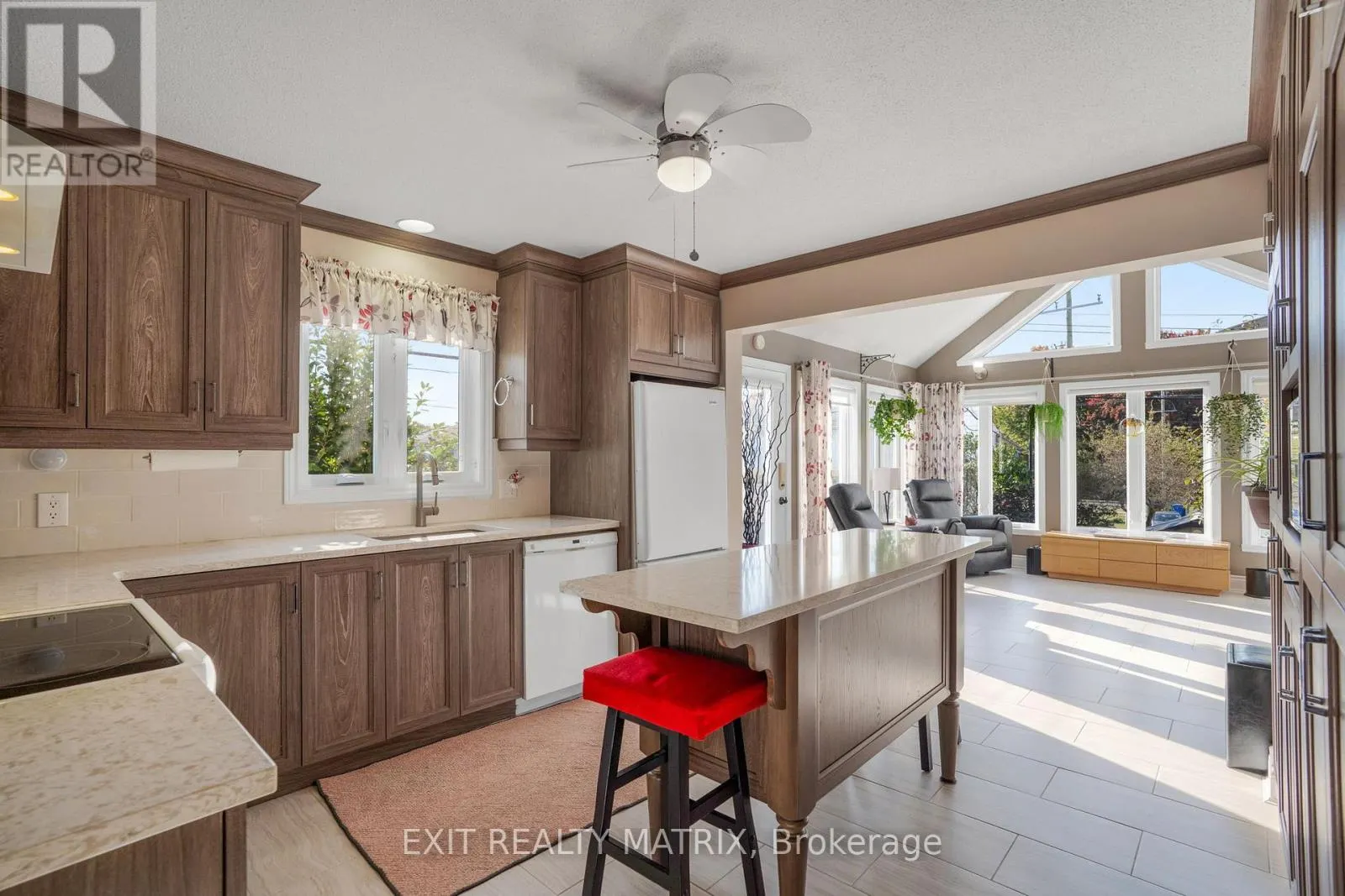 1124 GHISLAIN STREET