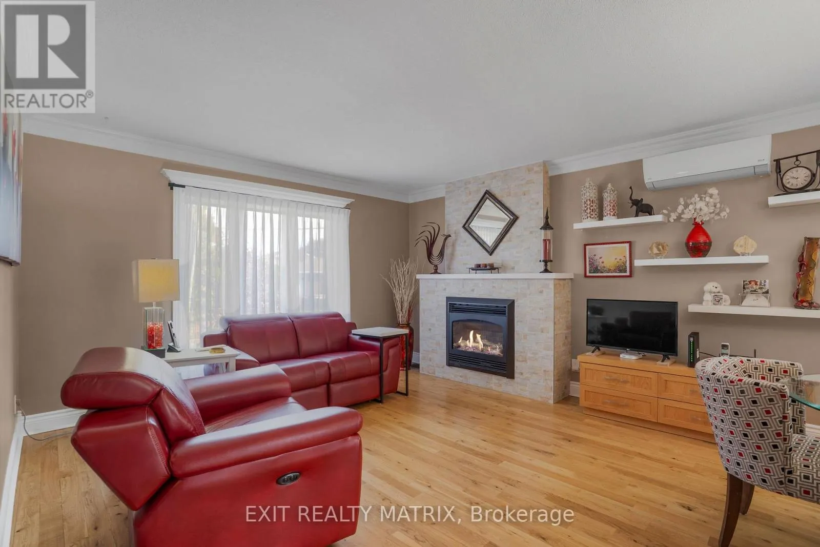 1124 GHISLAIN STREET