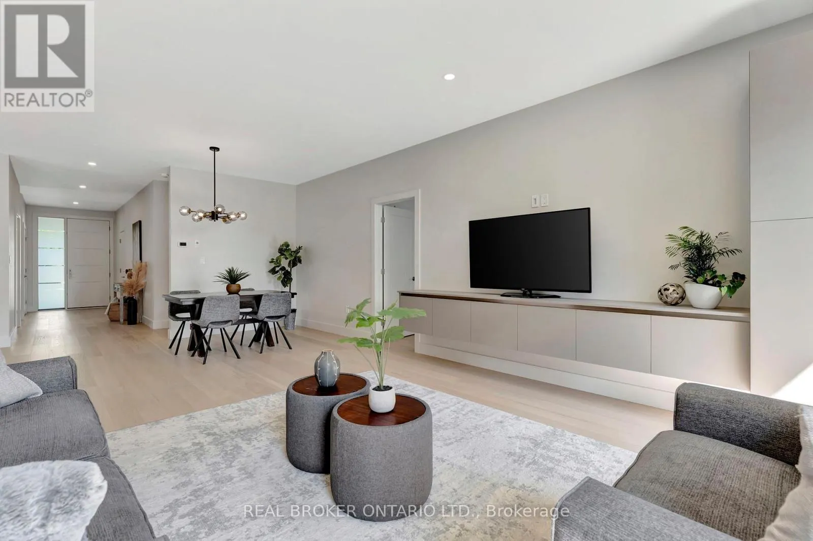 128 LISGAR AVENUE