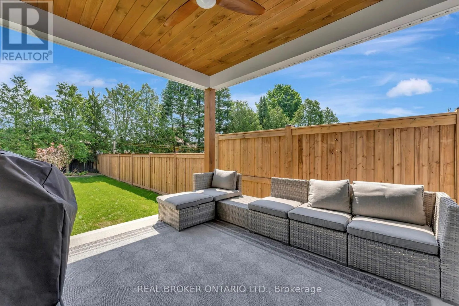 128 LISGAR AVENUE