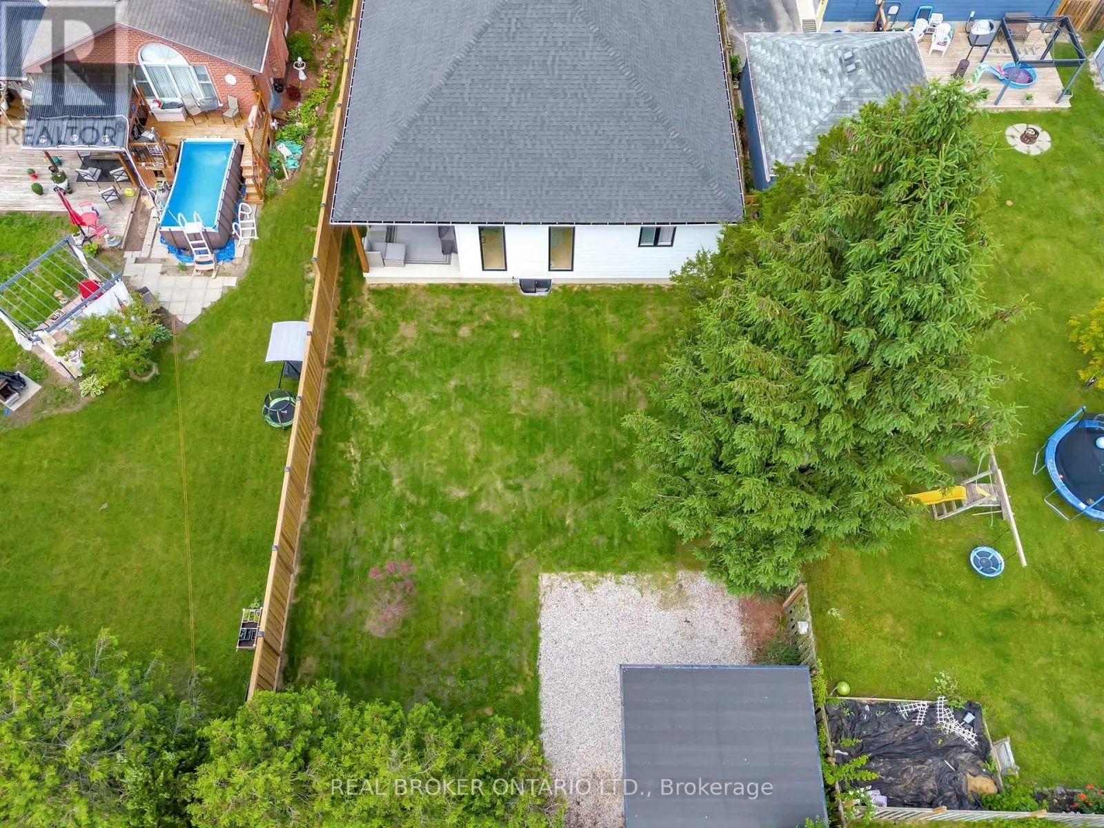 128 LISGAR AVENUE