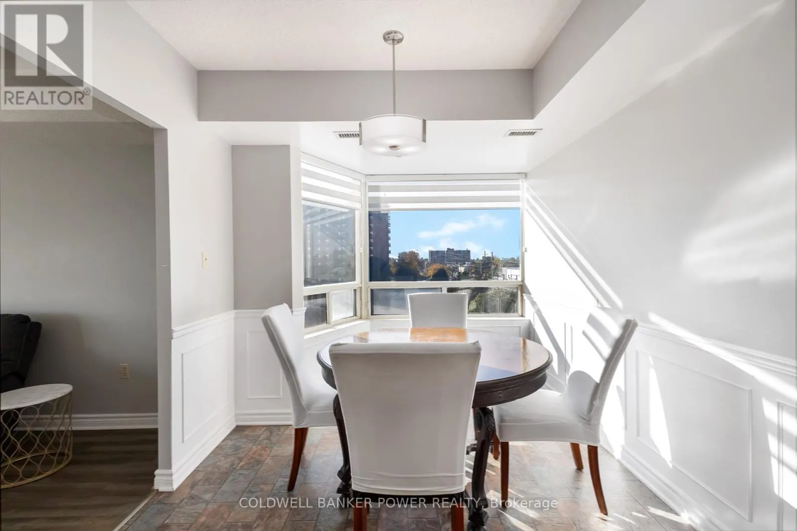 606 - 744 WONDERLAND ROAD S, #606