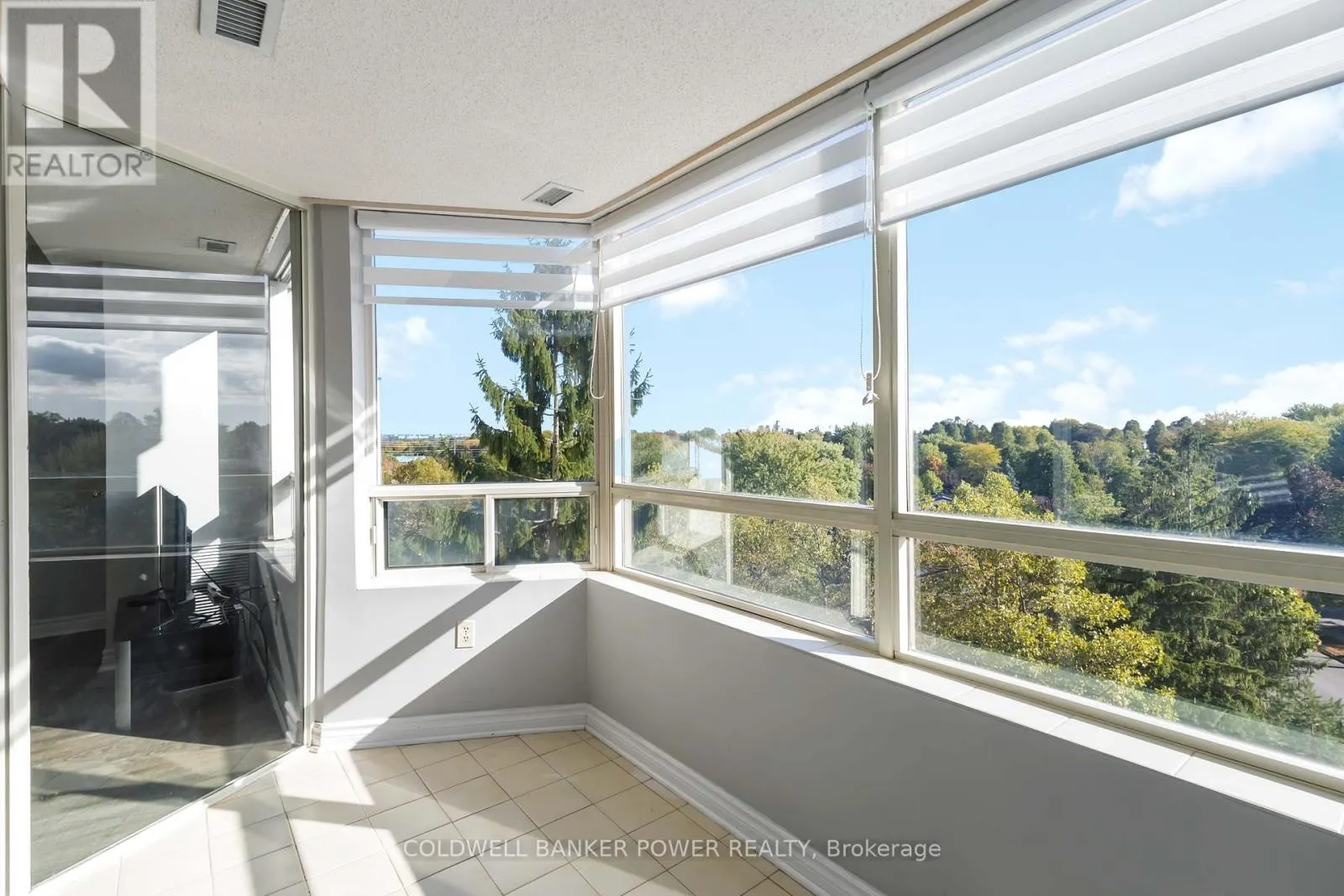 606 - 744 WONDERLAND ROAD S, #606