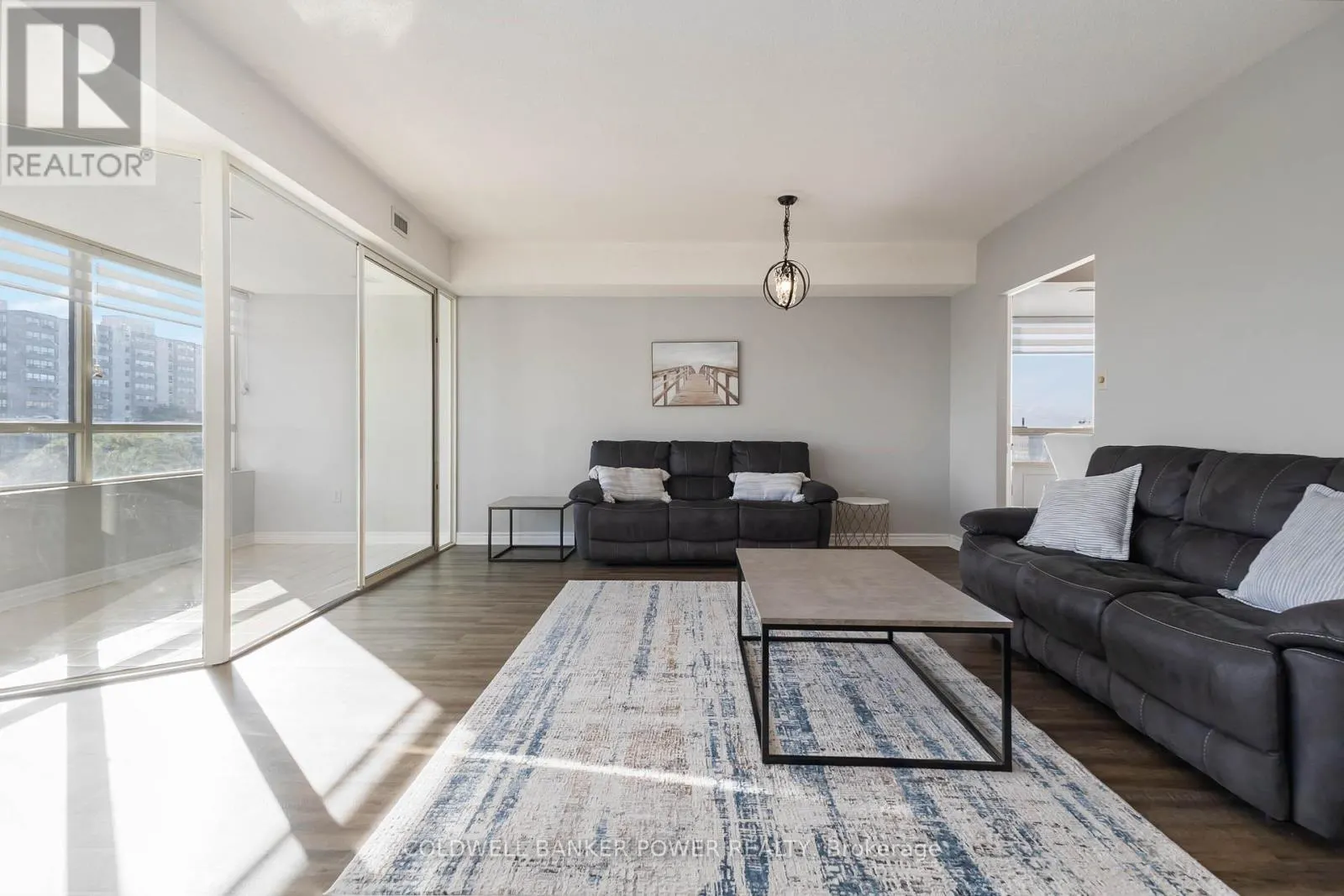 606 - 744 WONDERLAND ROAD S, #606