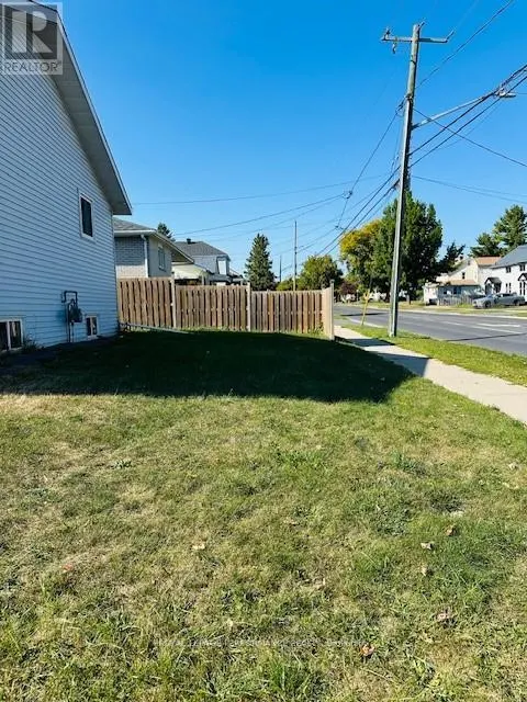 395 THIRTEENTH STREET W