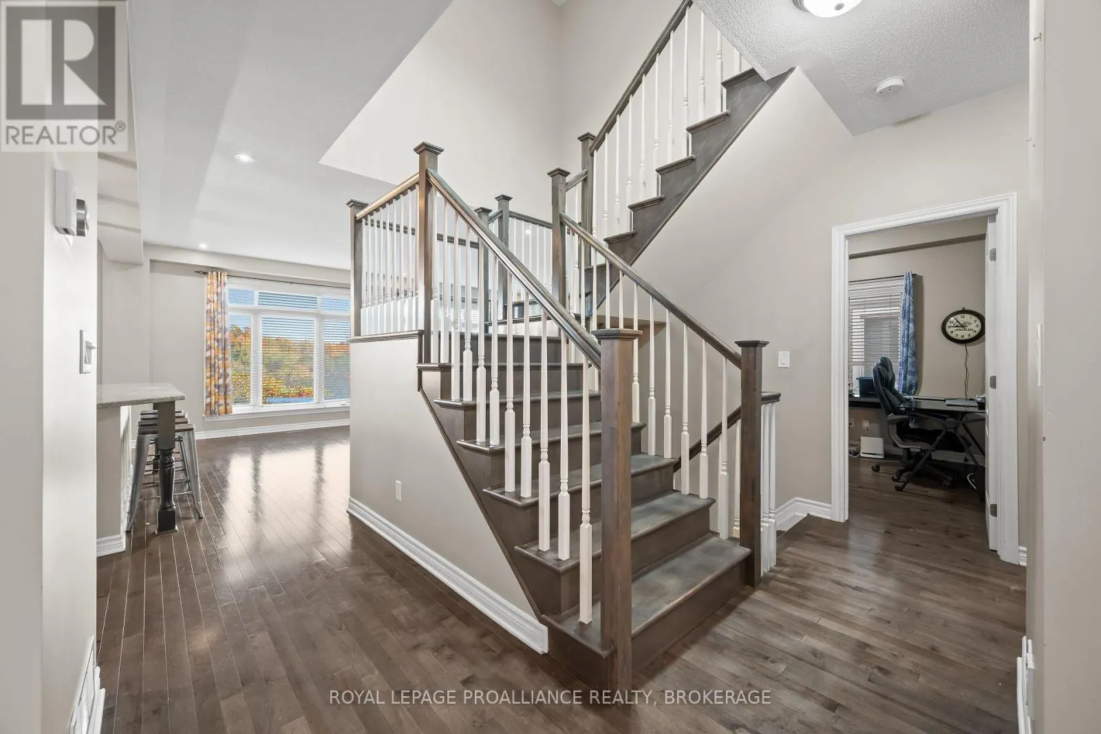 675 FIELDSTONE DRIVE