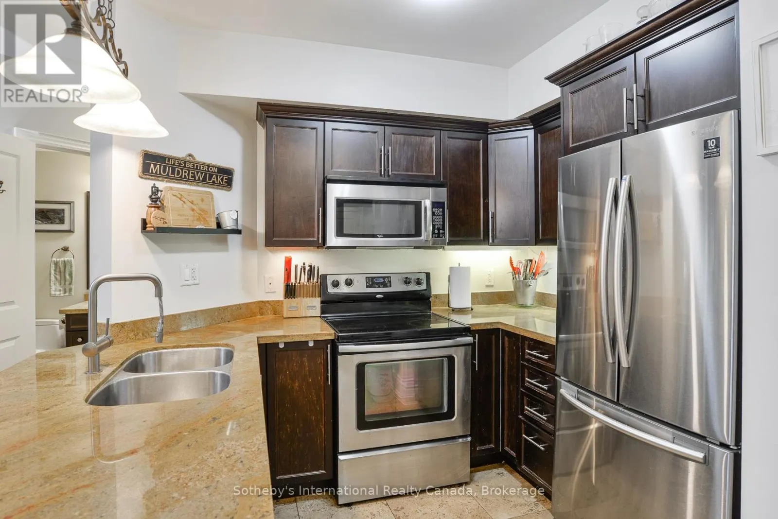 407 - 391 JAMES STREET W, #407