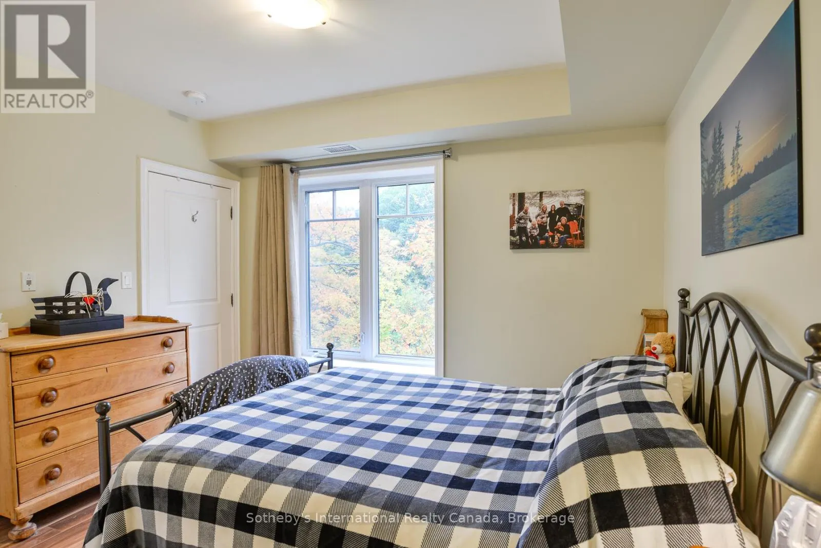 407 - 391 JAMES STREET W, #407