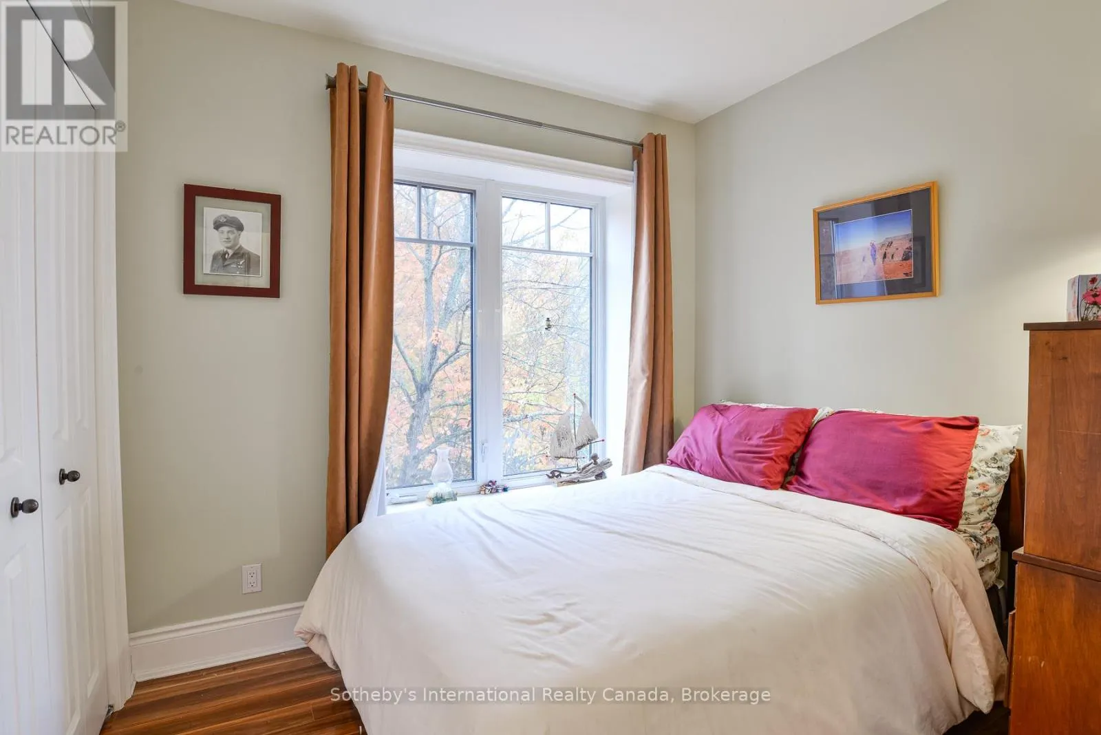 407 - 391 JAMES STREET W, #407