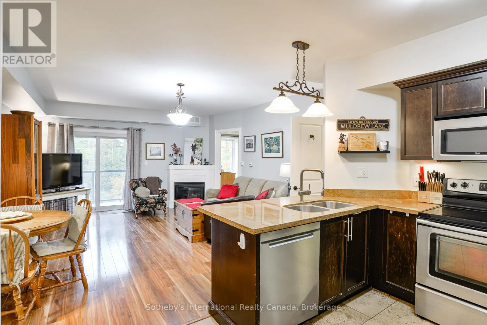 407 - 391 JAMES STREET W, #407