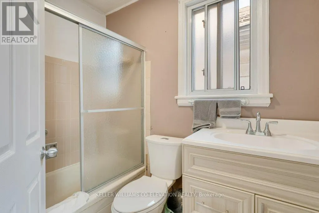 14 MINTO AVENUE