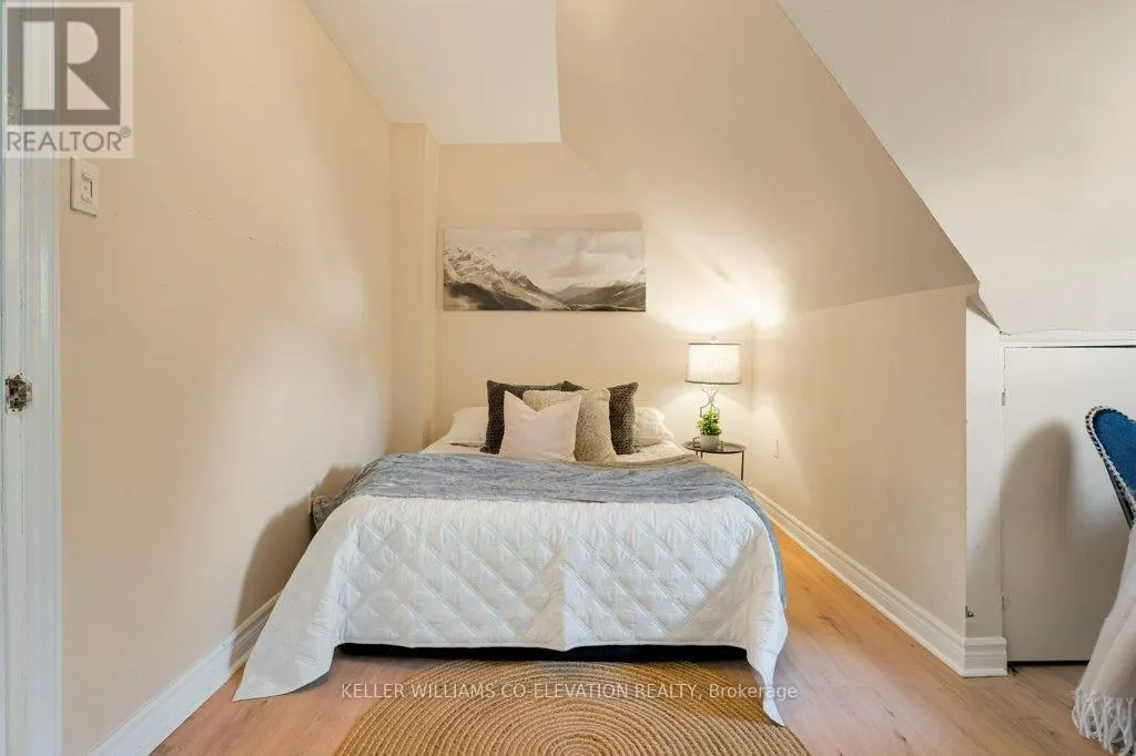14 MINTO AVENUE