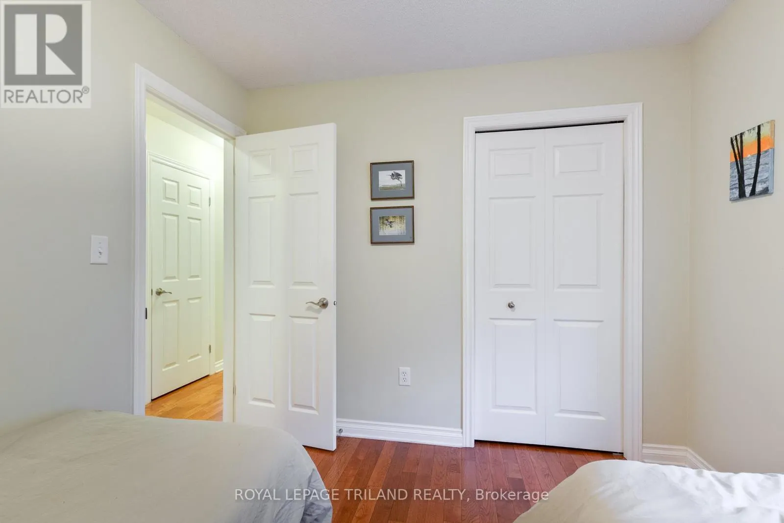 725 ST STEPHENS DRIVE