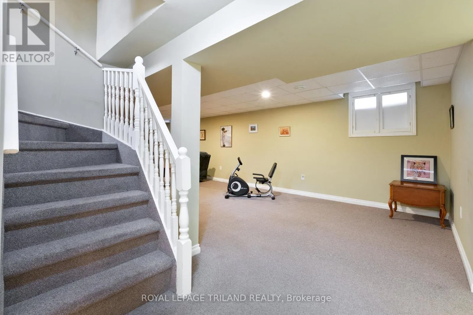 725 ST STEPHENS DRIVE