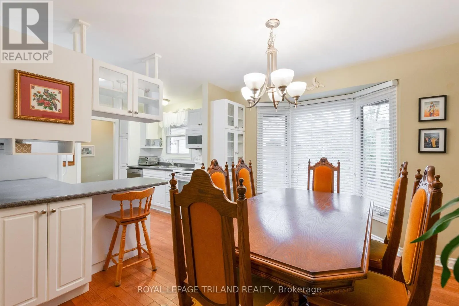 725 ST STEPHENS DRIVE