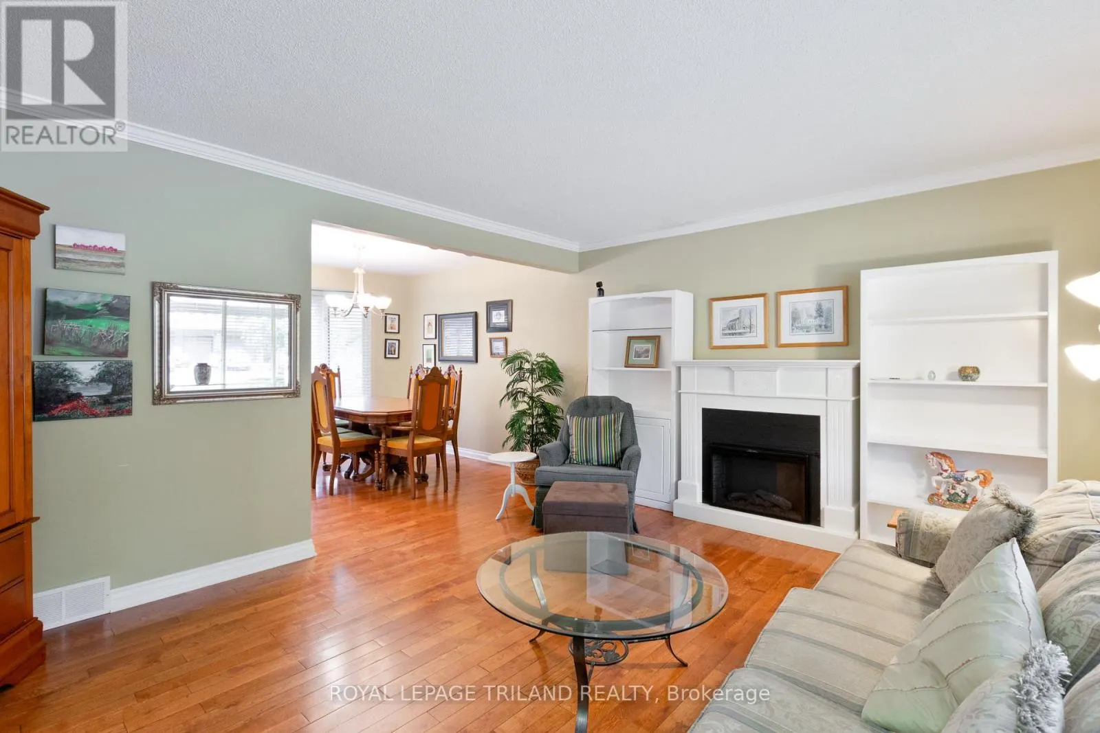 725 ST STEPHENS DRIVE