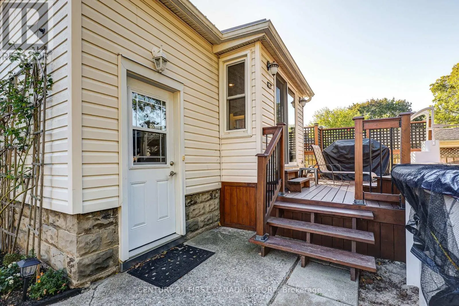 145 ARUNDELL STREET