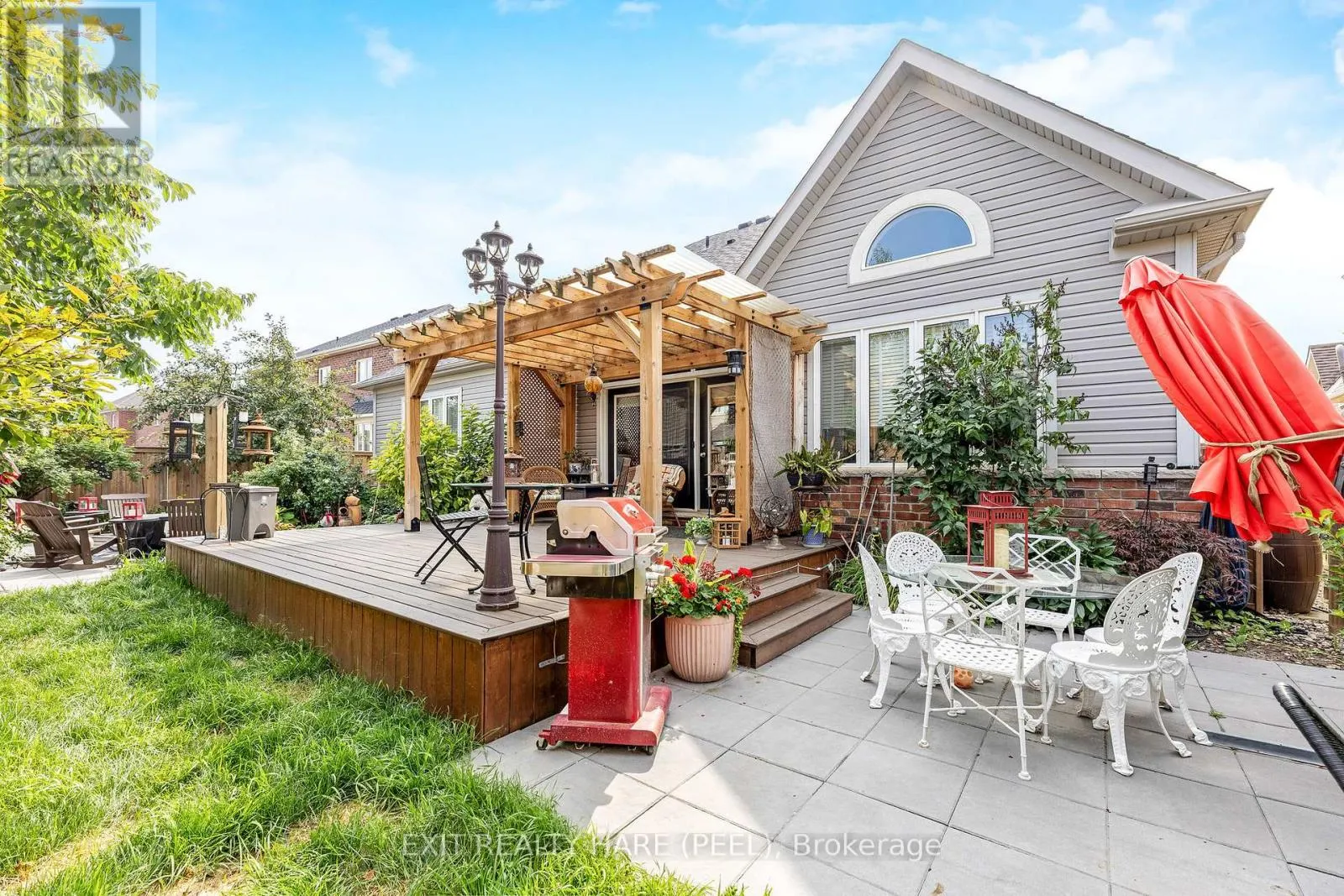 17 ANDERSON AVENUE