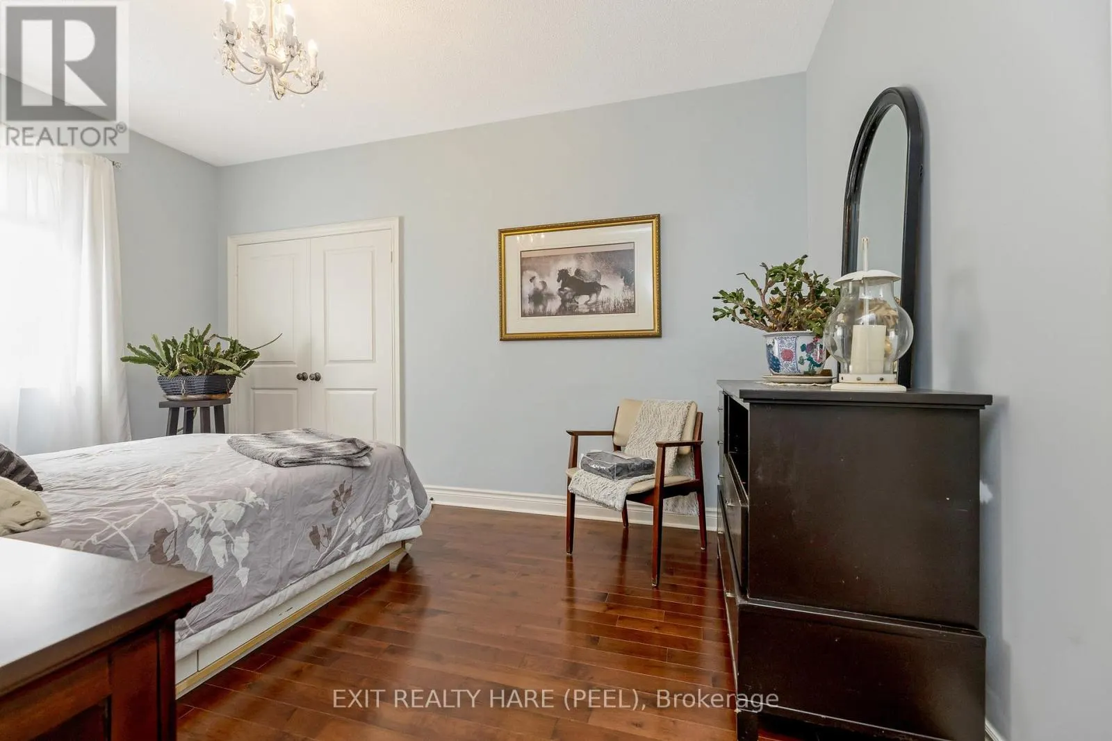 17 ANDERSON AVENUE