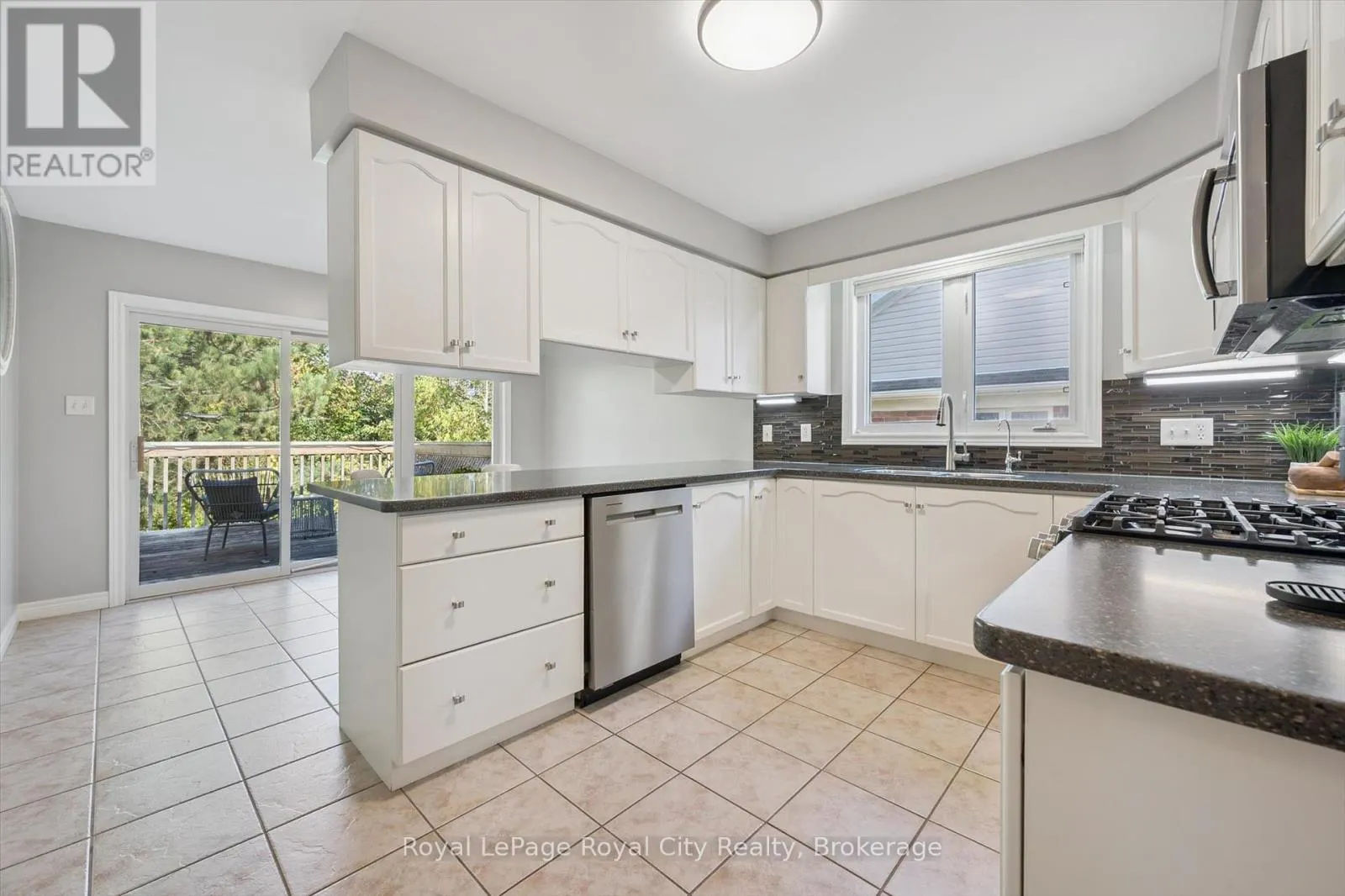 99 SCHRODER CRESCENT