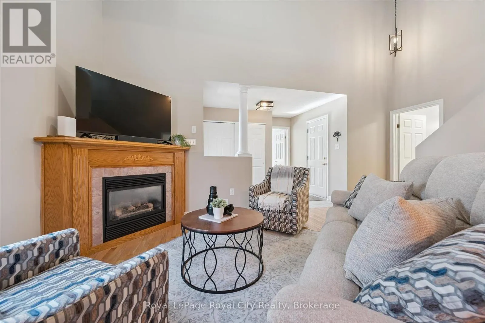 99 SCHRODER CRESCENT