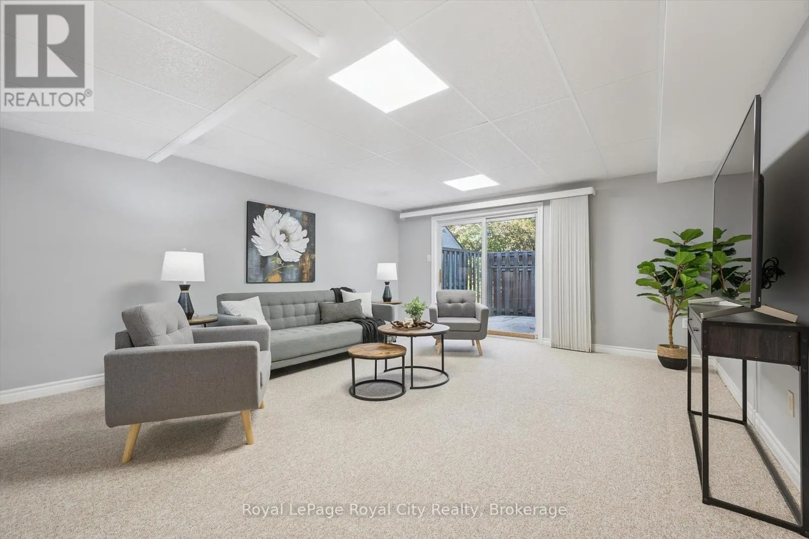 99 SCHRODER CRESCENT