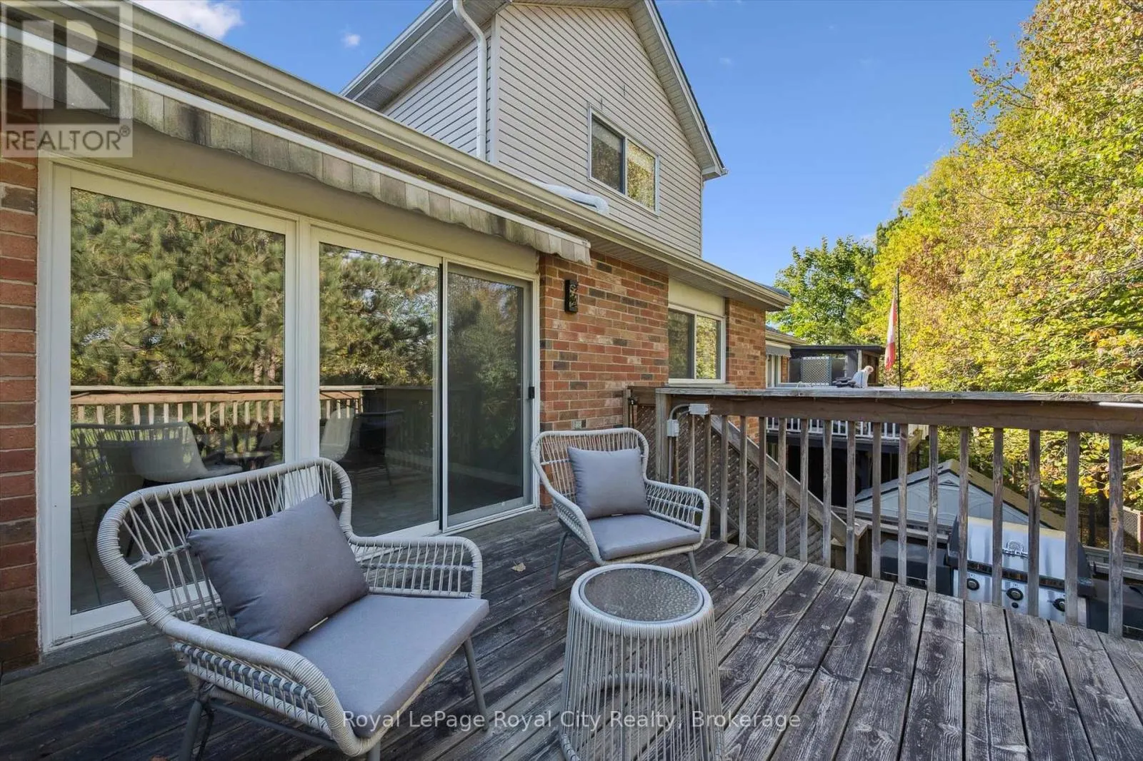 99 SCHRODER CRESCENT