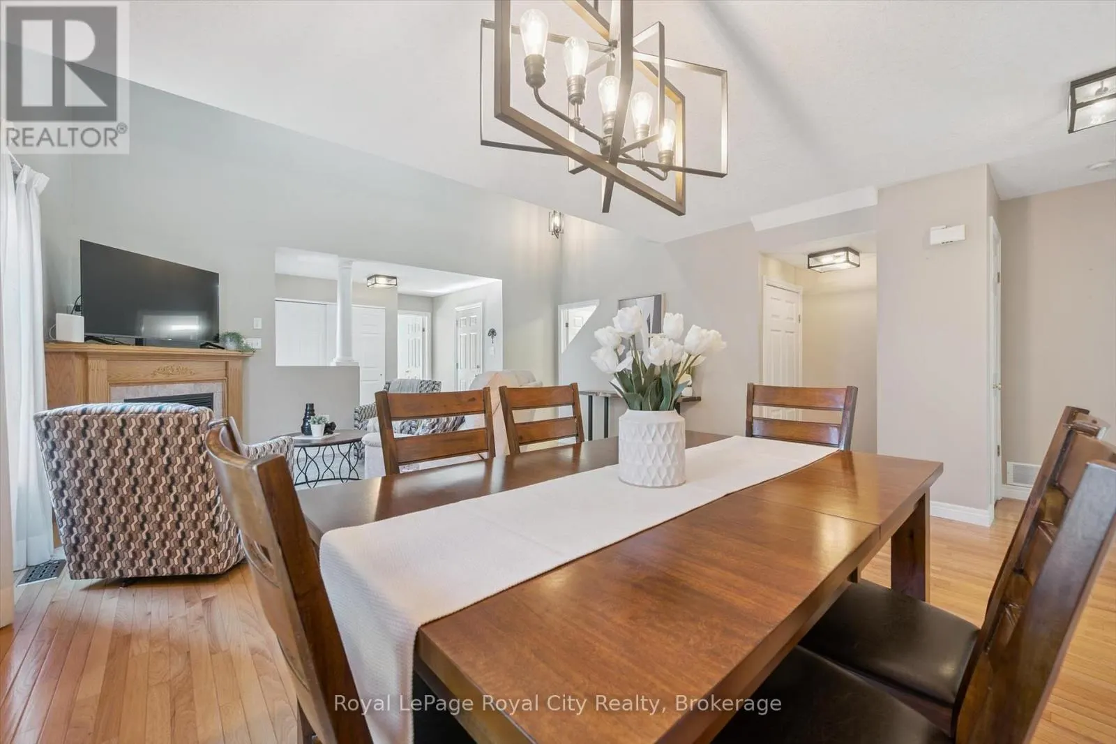 99 SCHRODER CRESCENT