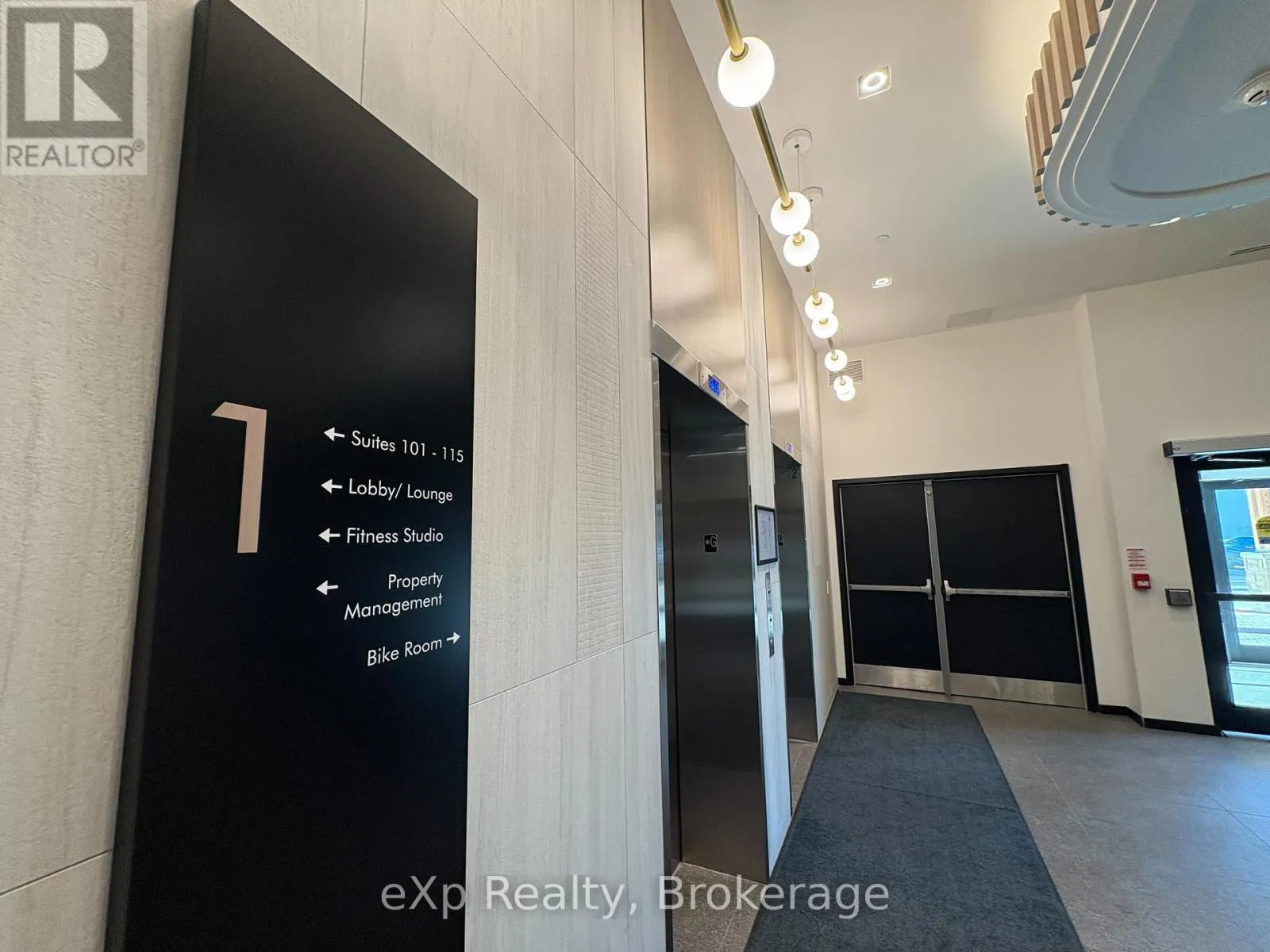 202 - 101 GOLDEN EAGLE ROAD, #202