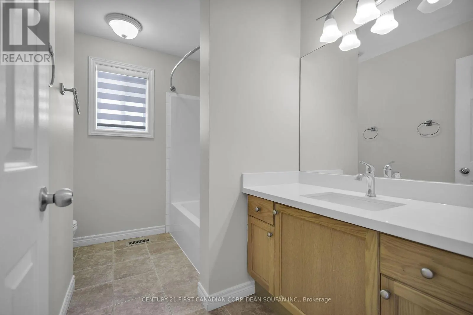 868 RUSHBROOK CRESCENT