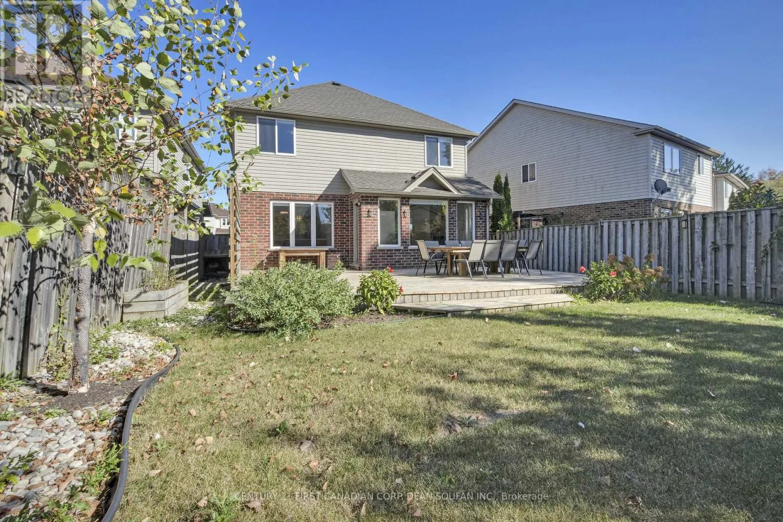 868 RUSHBROOK CRESCENT
