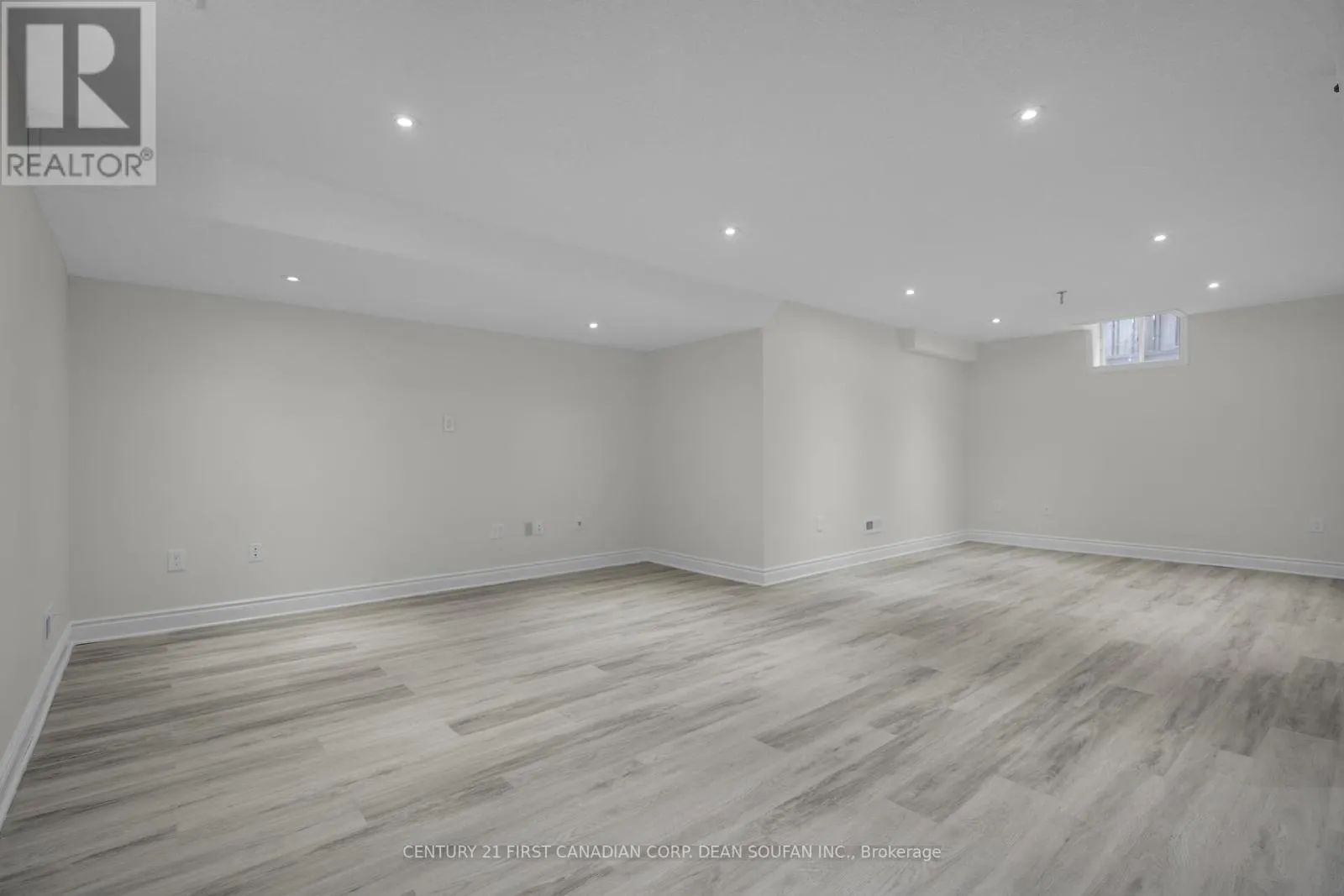 868 RUSHBROOK CRESCENT