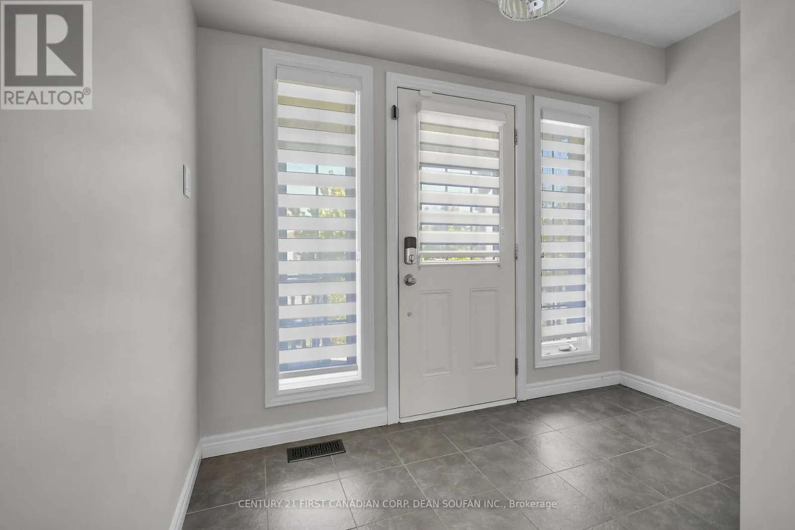 868 RUSHBROOK CRESCENT