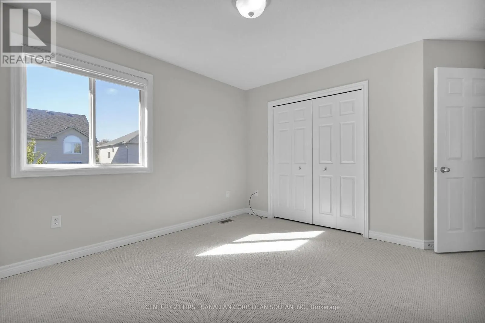 868 RUSHBROOK CRESCENT
